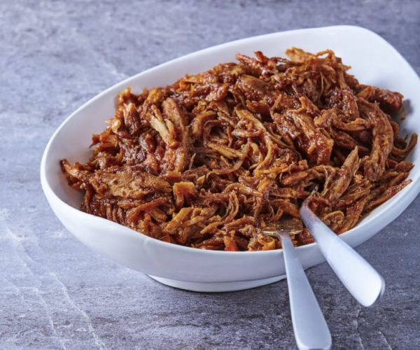 Trhané bravčové plecko 1 kg (cca 5-6 porcií) - Pulled pork BBQ